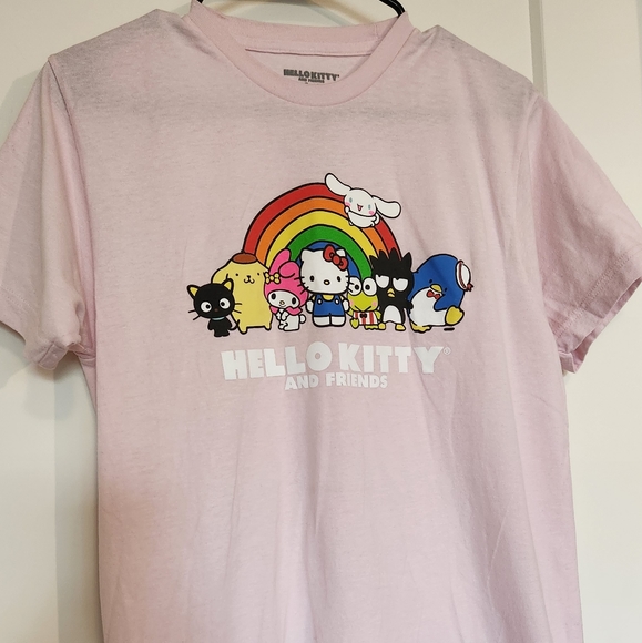 Hello Kitty graphic tee - Picture 1 of 5